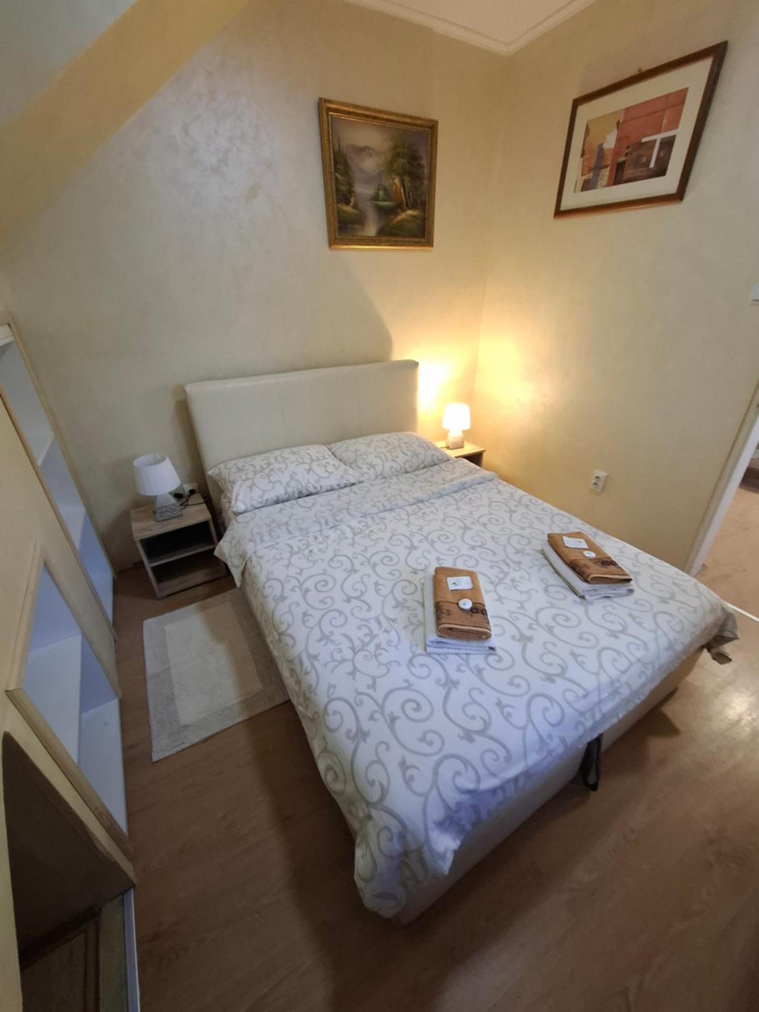 Apartment Sleep'N Drive Belgrado Esterno foto